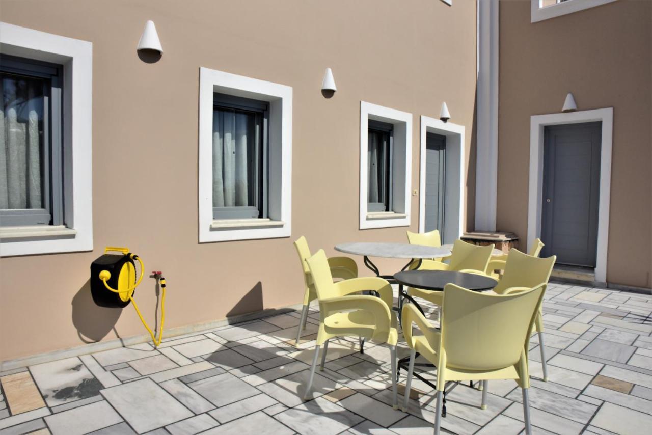 Villa Serene Kamári Exterior foto